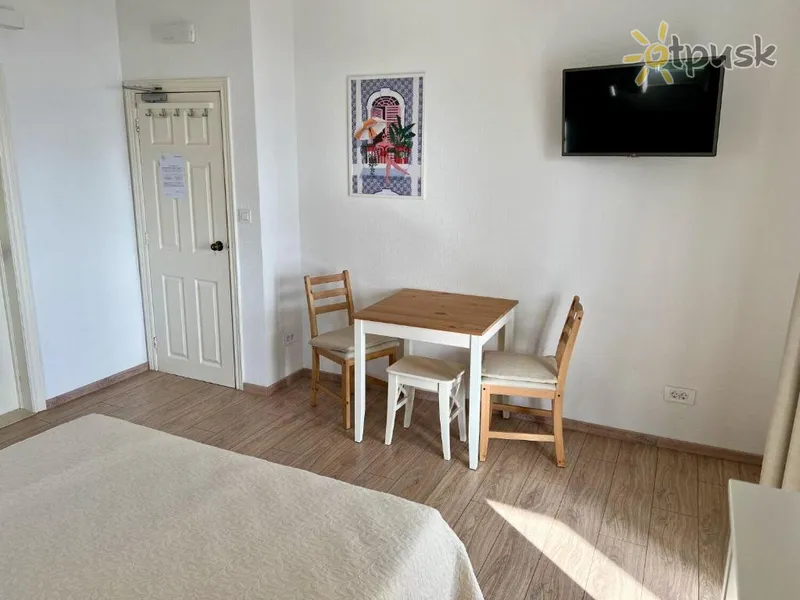 Фото отеля Via Apartment 3* Брело Хорватія екстер'єр та басейни