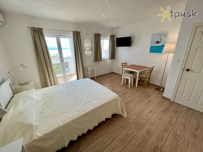 Фото отеля Via Apartment 3* Брело Хорватія екстер'єр та басейни