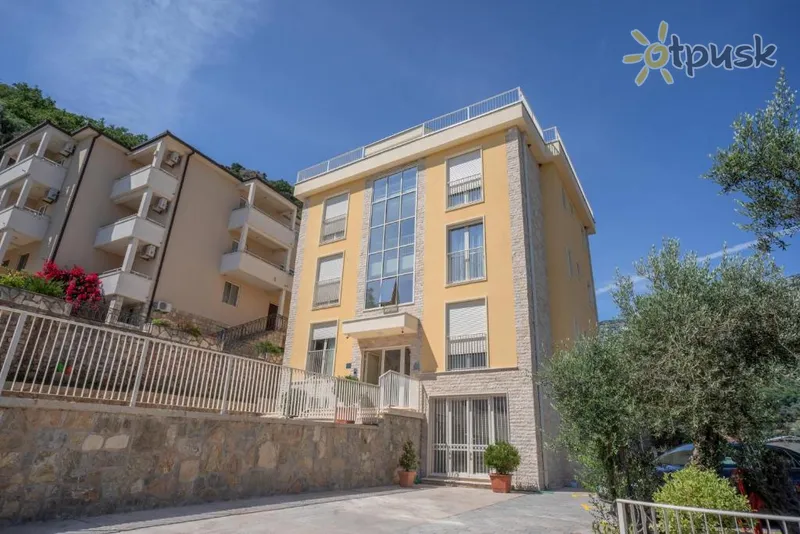 Фото отеля Bonazza Apartments 4* Петровац Чорногорія екстер'єр та басейни