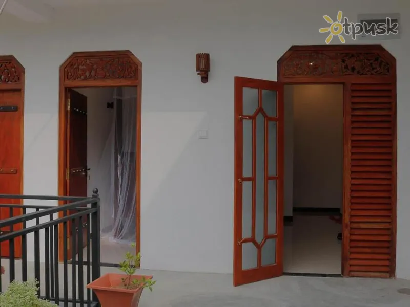 Фото отеля Masith Guest House 3* Унаватуна Шрі-Ланка екстер'єр та басейни