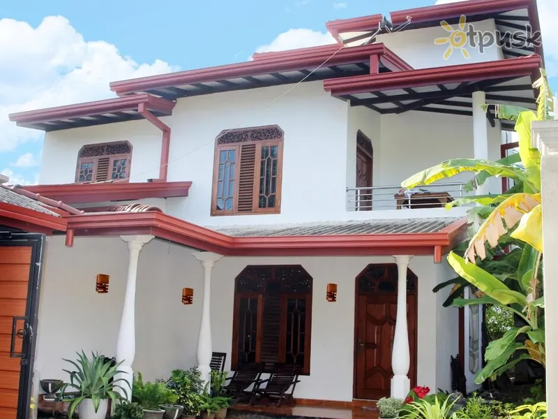 Фото отеля Masith Guest House 3* Унаватуна Шрі-Ланка екстер'єр та басейни