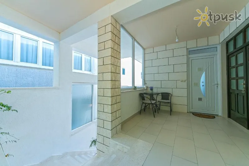 Фото отеля Robert Apartments 3* Брела Хорватия номера