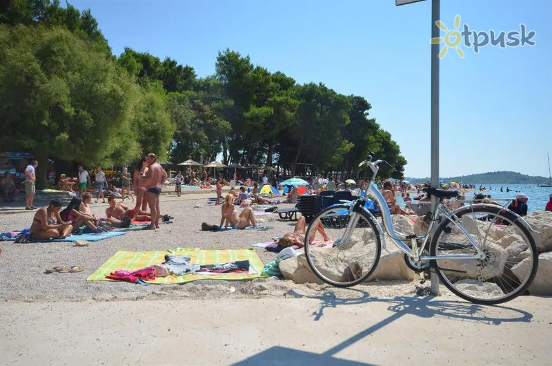 Фото отеля Brankica Vodice Apartment 3* Vodice Kroatija išorė ir baseinai