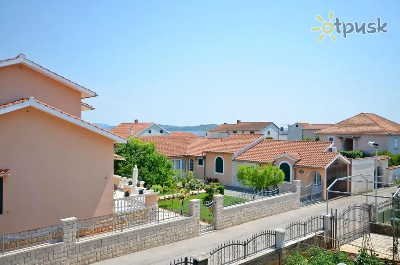 Фото отеля Zinka Apartments & Room 3* Водице Хорватия экстерьер и бассейны