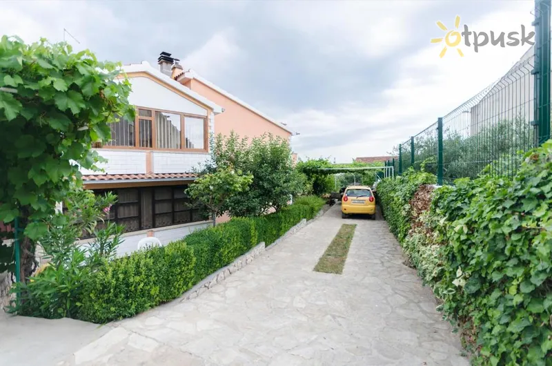 Фото отеля Peaceful Green Oasis Apartment 3* Vodice Horvātija ārpuse un baseini