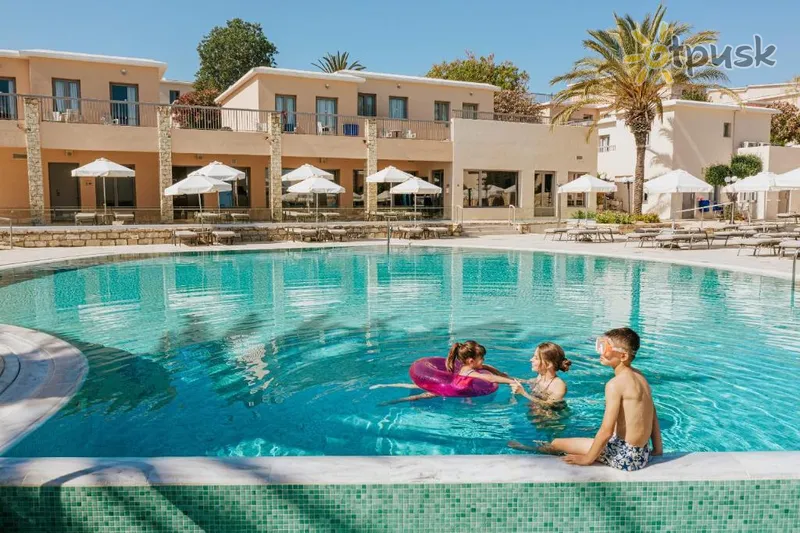 Фото отеля Louis St. Elias Resort & Waterpark 4* Протарас Кипр экстерьер и бассейны