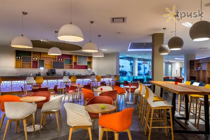 Фото отеля Laura Beach & Splash Resort 4* Пафос Кипр бары и рестораны