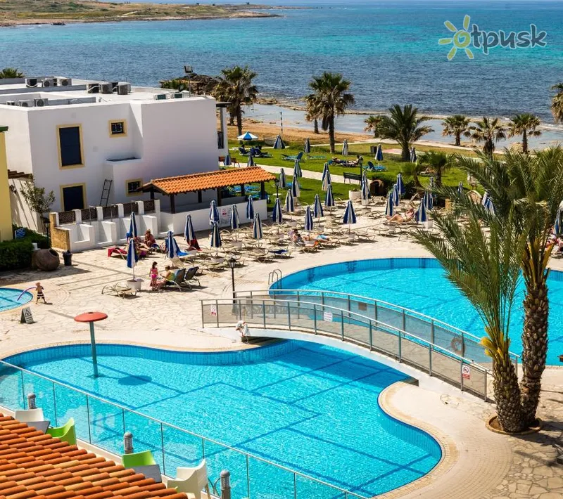 Фото отеля Kefalos Beach Tourist Village 4* Пафос Кіпр екстер'єр та басейни