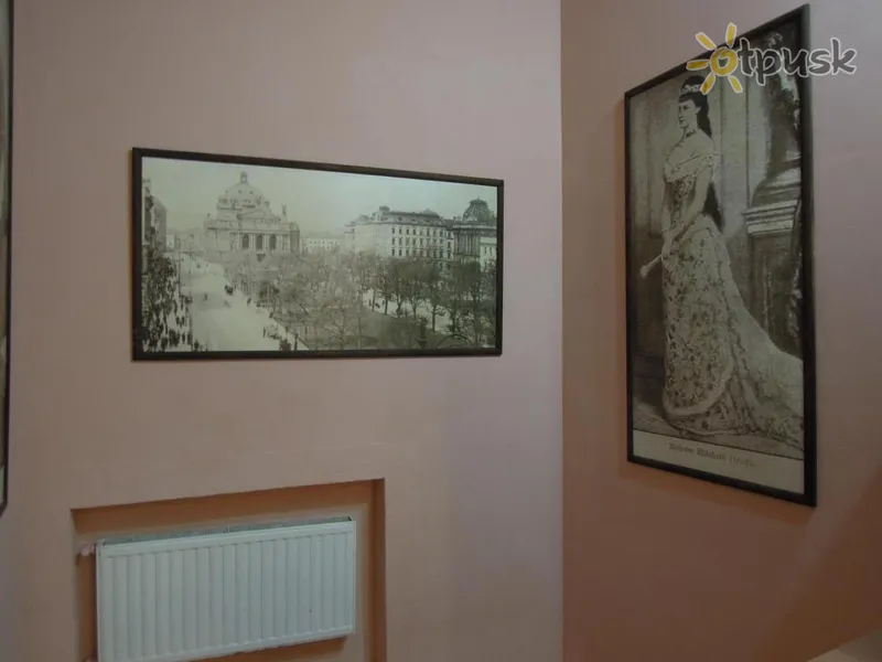 Фото отеля ЦісаR Банкіръ 2* Львов Украина
