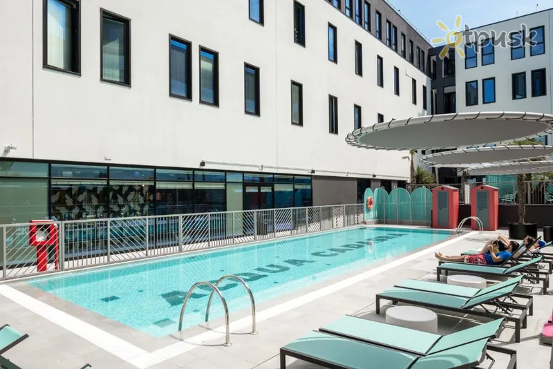 Фото отеля The Social Hub Bologna 4* Болонья Италия экстерьер и бассейны