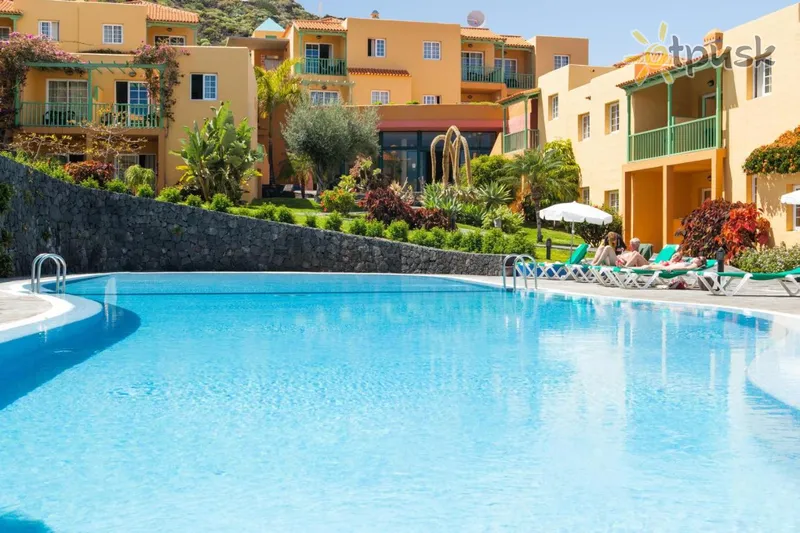 Фото отеля La Caleta Apartments 3* о. Пальма (Канары) Испания экстерьер и бассейны