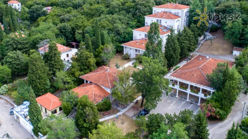 Фото отеля Delfin Hotel 3* о. Крк Хорватия экстерьер и бассейны