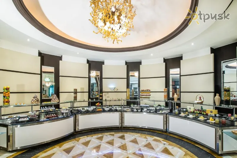 Фото отеля Sunday Hotel Holiday International Dubai 4* Дубай ОАЭ бары и рестораны