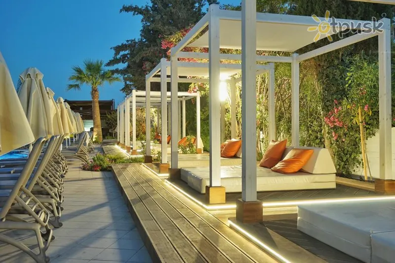 Фото отеля Melissi Beach Hotel 4* Айя Напа Кипр экстерьер и бассейны