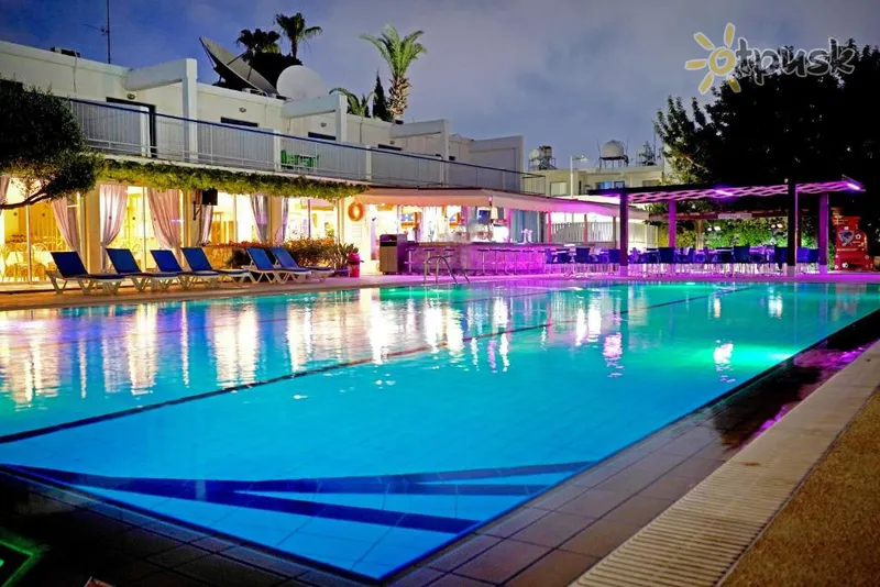Фото отеля Green Bungalows Hotel Apartments 4* Айя Напа Кипр экстерьер и бассейны