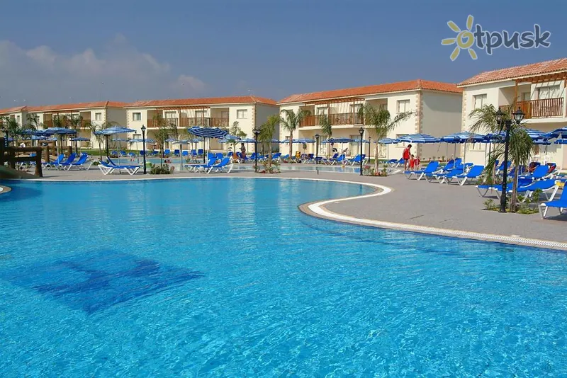 Фото отеля Tsokkos Paradise Village 4* Айя Напа Кіпр екстер'єр та басейни