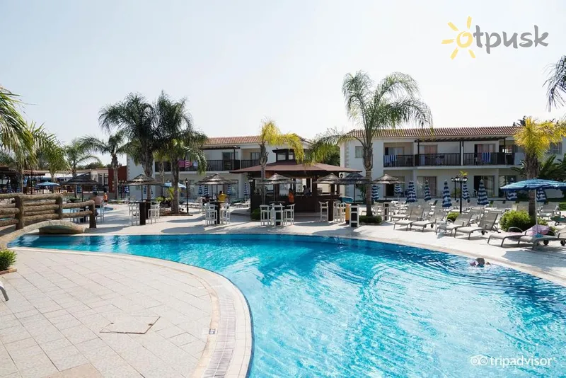 Фото отеля Tsokkos Paradise Village 4* Айя Напа Кіпр екстер'єр та басейни