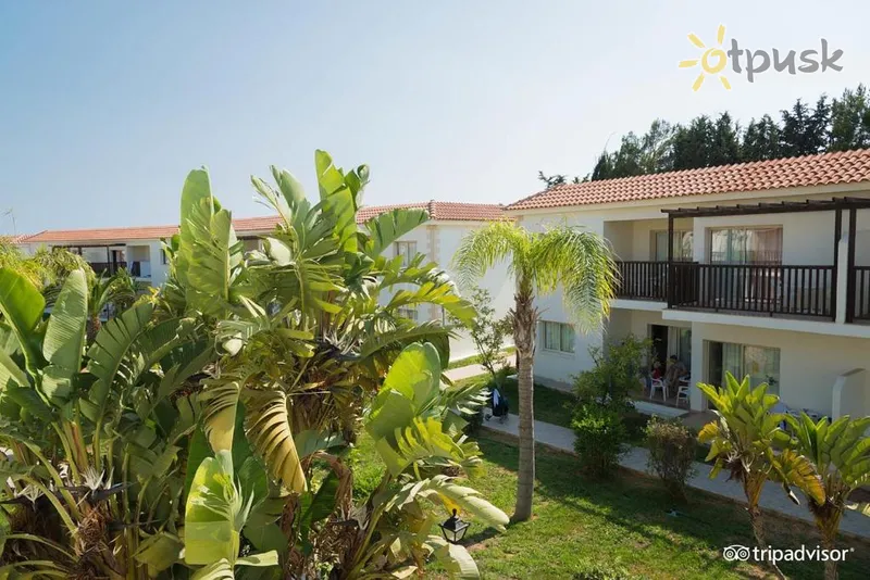 Фото отеля Tsokkos Paradise Village 4* Айя Напа Кіпр екстер'єр та басейни