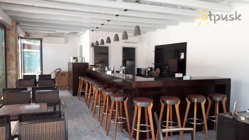 Фото отеля Almyra Holiday Village 3* Euboja Graikija barai ir restoranai