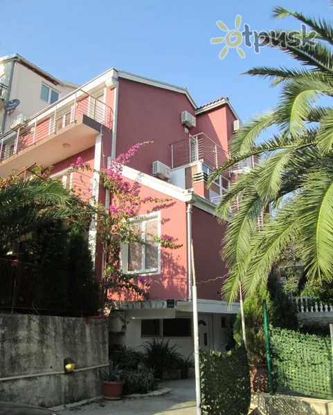 Фото отеля MS Villa 2* Becici Juodkalnija išorė ir baseinai