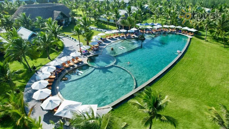 Фото отеля Bliss Hoi An Beach Resort & Wellness 5* Хой Ан В'єтнам екстер'єр та басейни