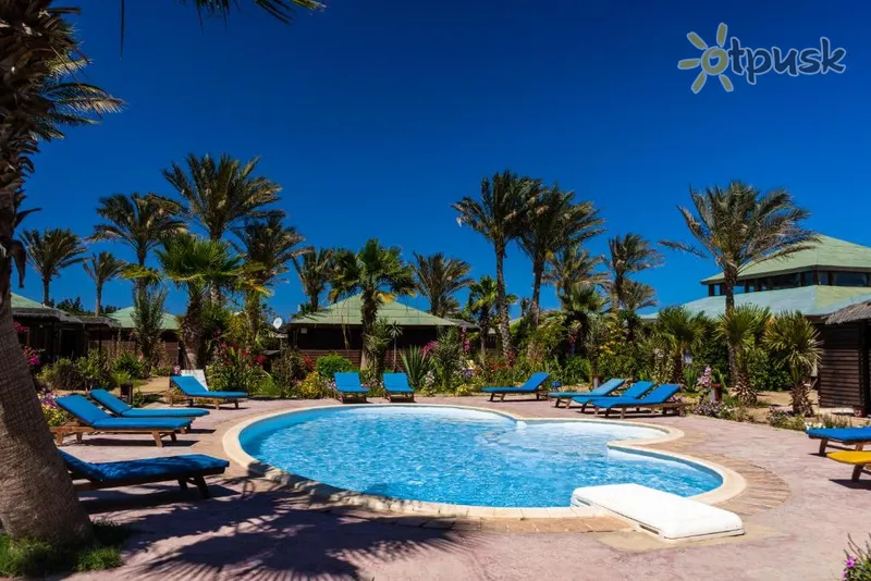 Фото отеля Abu Dabbab Lodge 3* Марса Алам Египет экстерьер и бассейны