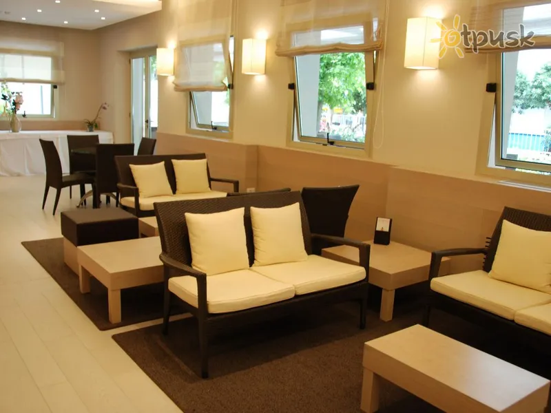Фото отеля San Remo Hotel 2* Ріміні Італія лобі та інтер'єр