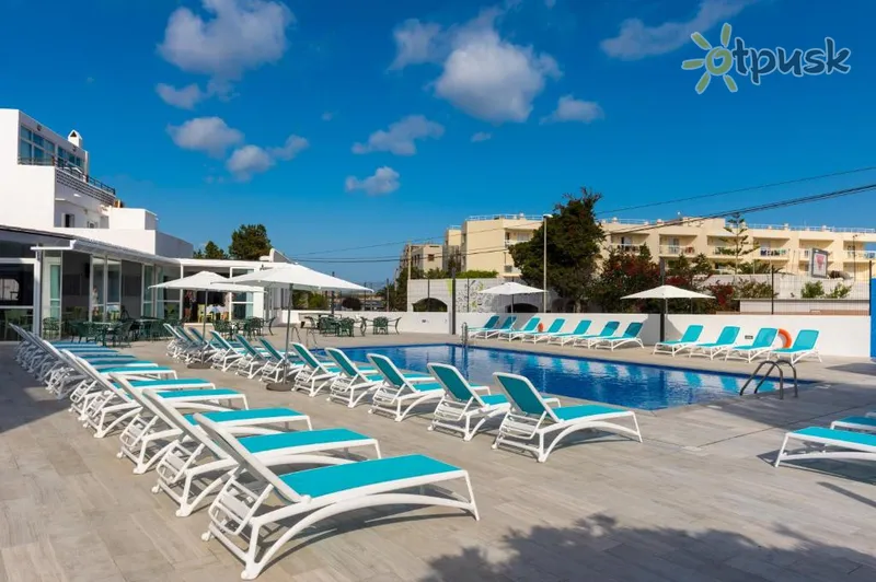 Фото отеля Vibra Club Maritim Aparthotel 2* о. Ібіца Іспанія екстер'єр та басейни