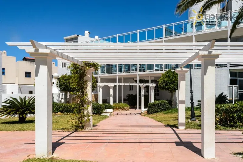 Фото отеля Vibra Club Maritim Aparthotel 2* о. Ібіца Іспанія екстер'єр та басейни