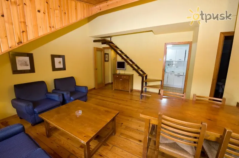 Фото отеля Pessets Adelaida Apartamentos 3* Барселона Испания номера