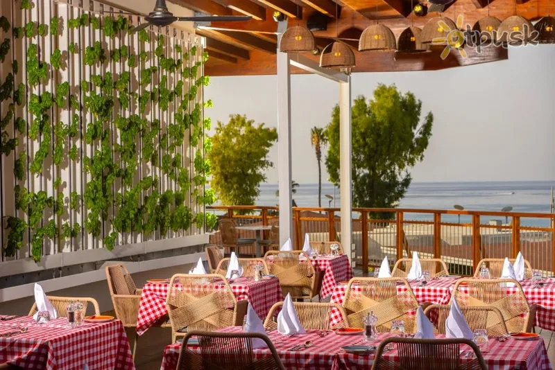 Фото отеля Capo Bay Hotel 4* Протарас Кипр бары и рестораны