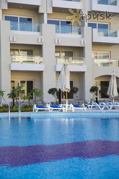Фото отеля Serenity Sky Arc Resort Sahl Hasheesh 5* Хургада Єгипет екстер'єр та басейни
