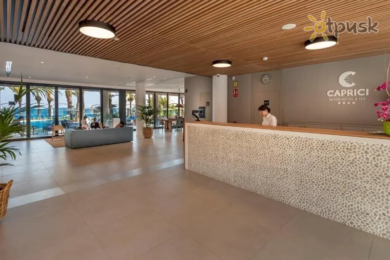 Фото отеля Caprici Beach Hotel & Spa 4* Коста Дель Маресме Испания лобби и интерьер