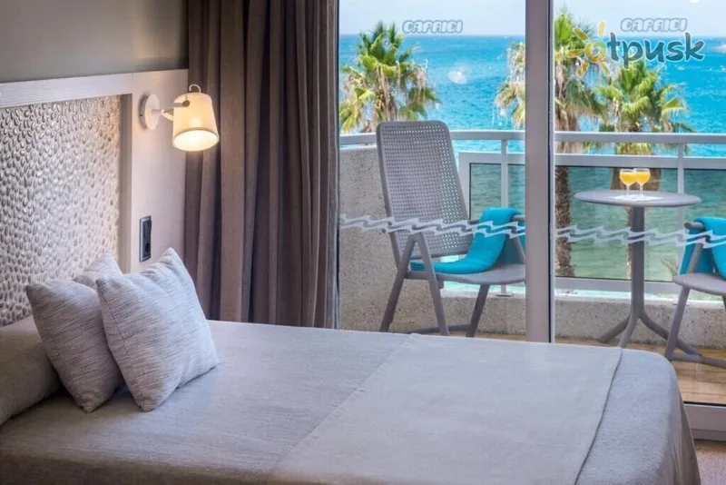 Фото отеля Caprici Beach Hotel & Spa 4* Коста Дель Маресме Испания номера