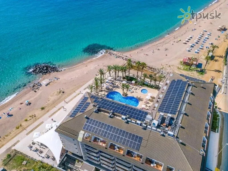Фото отеля Caprici Beach Hotel & Spa 4* Коста Дель Маресме Испания пляж