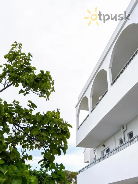 Фото отеля Manos Pension 2* о. Родос Греція екстер'єр та басейни