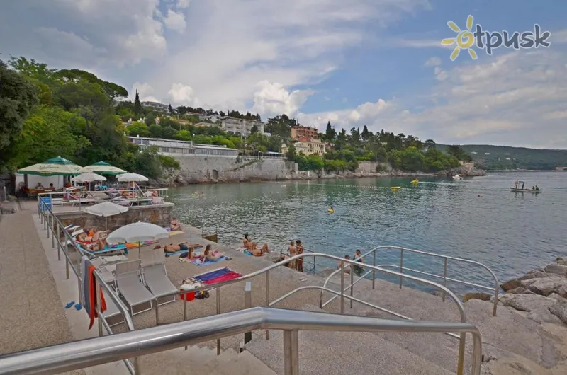 Фото отеля Vladislav Apartments 3* Opatija Kroatija išorė ir baseinai