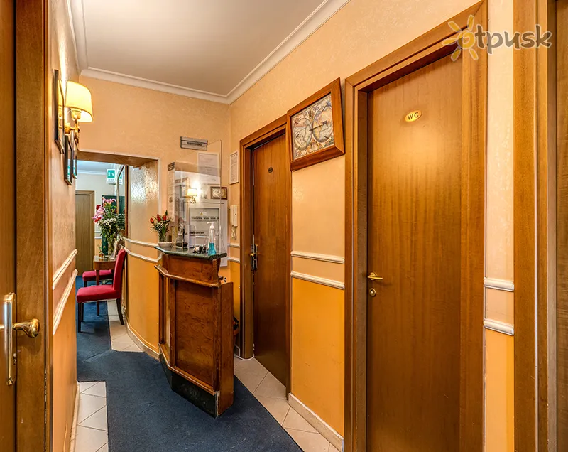 Фото отеля Baltic Guest house 2* Roma Itālija vestibils un interjers