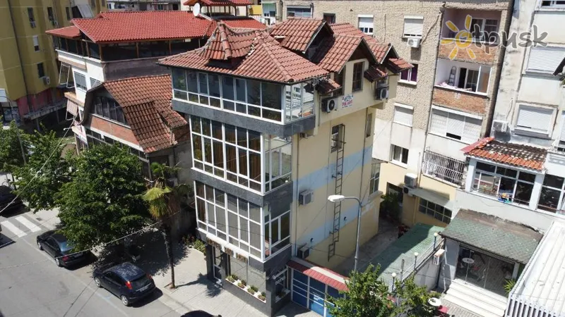Фото отеля Pik Loti Hotel 3* Тирана Албанія екстер'єр та басейни