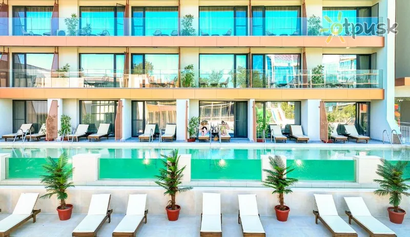 Фото отеля Palms Beach Kiten Hotel 4* Auksinės smiltys Bulgarija išorė ir baseinai