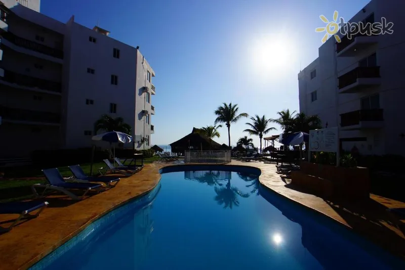Фото отеля Imperial Las Perlas 3* Kankuna Meksika ārpuse un baseini