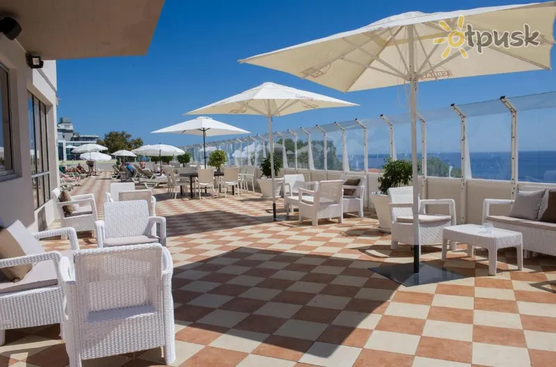 Фото отеля Dorisol Florasol Residence Hotel 3* о. Мадейра Португалия бары и рестораны