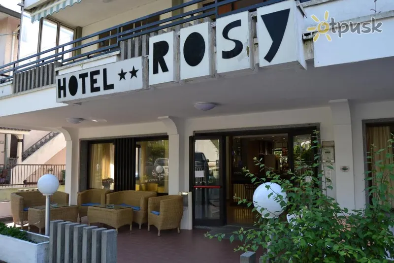 Фото отеля Rosy Hotel 2* Riminis Italija išorė ir baseinai