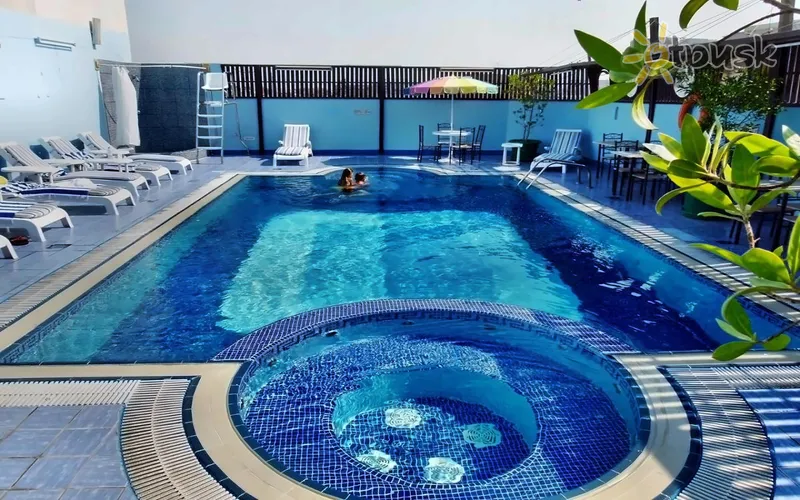 Фото отеля Knight Armour Hotel 3* Dubaija AAE ārpuse un baseini