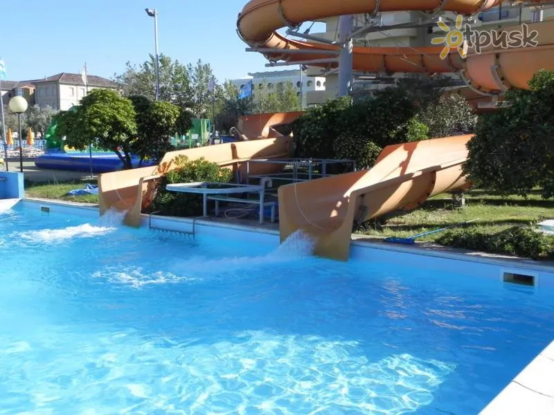 Фото отеля Admiral Hotel 3* Римини Италия аквапарк, горки