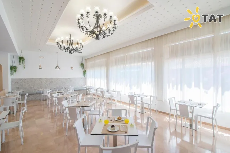 Фото отеля Lloret Santa Rosa Hotel by Pierre & Vacances 4* Коста Брава Испания