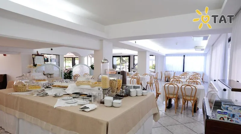 Фото отеля Venus Hotel 4* Пезаро Италия