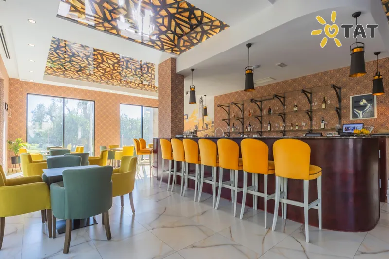 Фото отеля Pharos Apartments 3* Бар Черногория бары и рестораны