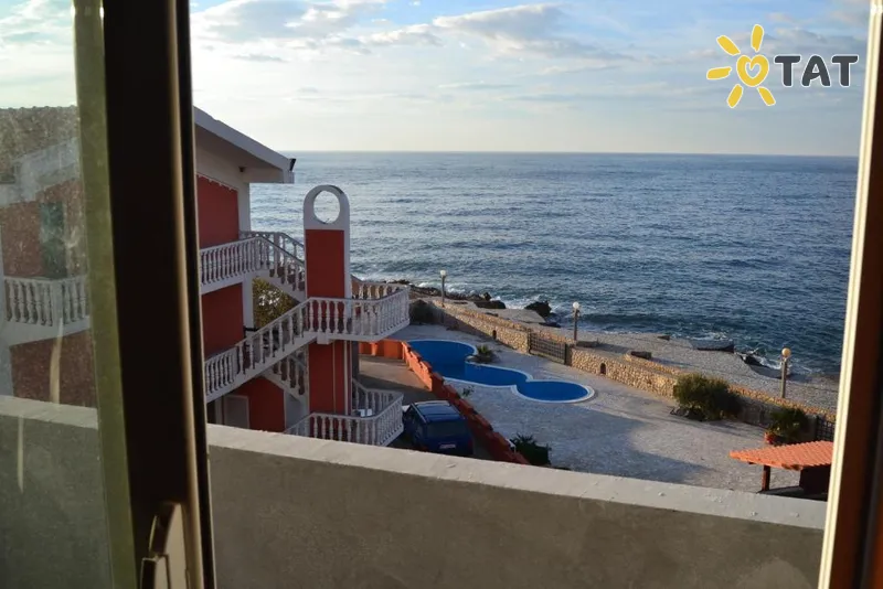 Фото отеля Atlantis Apartments 3* Бар Черногория экстерьер и бассейны