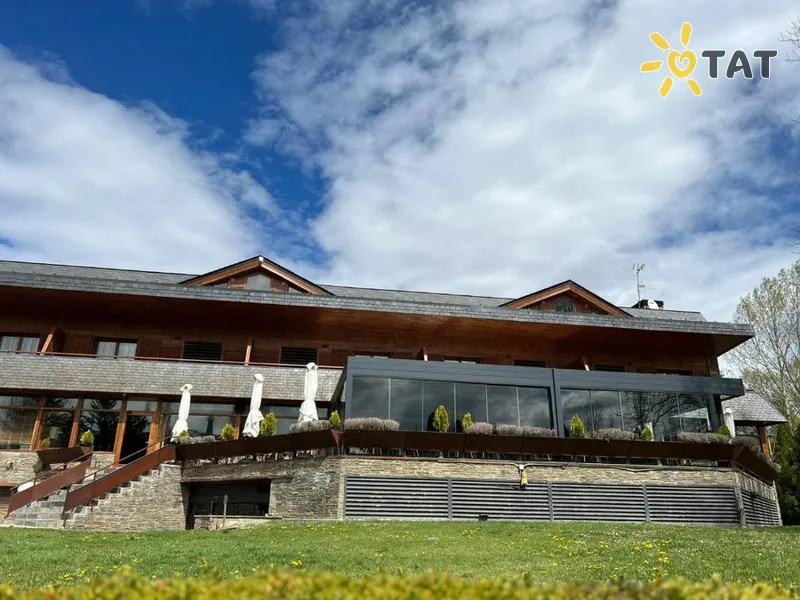 Фото отеля Xalet Del Golf Hotel 4* Жирона Испания